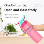 Intelligente LED-Anzeige Wasserflasche Handy-Steuerung Digital Message Moving LED Wasser Cup 800ml große Kapazität Flasche für Sport
